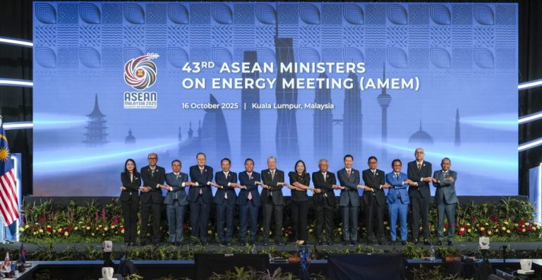 10 Key Insights from the 43rd ASEAN Ministers on Energy Meeting (AMEM)